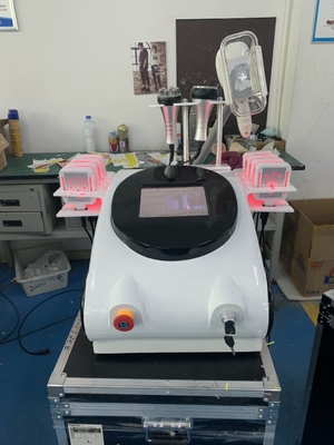 Профессиональный 4 в 1 Freeze Beauty Lipo Laser Slimming Body Shape Machine Профессиональный 4 в 1 Freeze Beauty Lipo Laser Slimming Body Form Machine